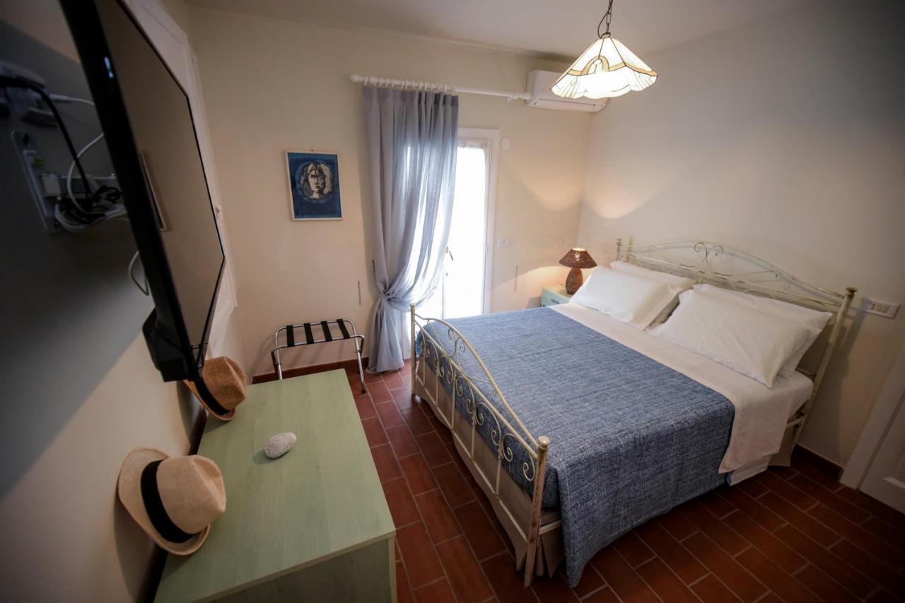 Dimora La Cucchiara - Pool - Garden - Parking In Porto Selvaggio Villa Santa Caterina  Luaran gambar